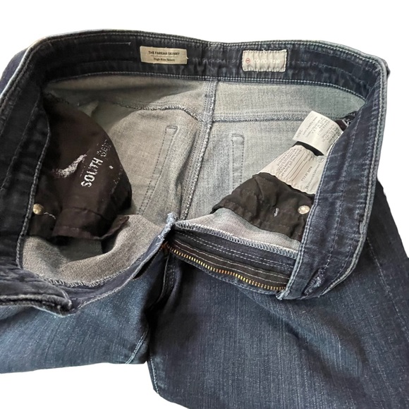 Adriano Goldschmied (AG) designer jeans size 28R - Picture 8 of 15